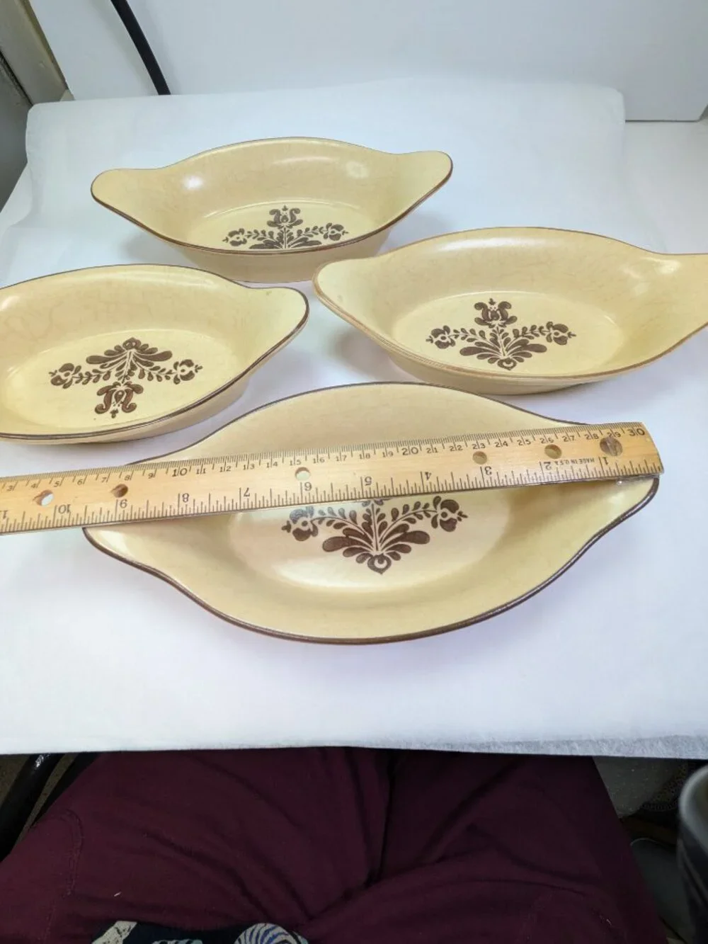 Pfaltzgraff Village Individual (4) Oval Bakers - Nesting Casseroles No Ring